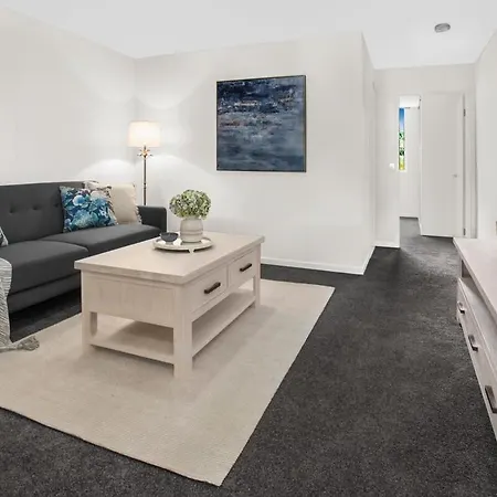 2-Bed Near Brisbane Cbd With Pool Sauna & Bbq Exterior photo