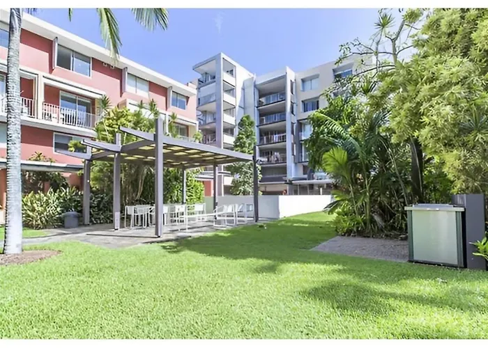 2-Bed Near Brisbane Cbd With Pool Sauna & Bbq